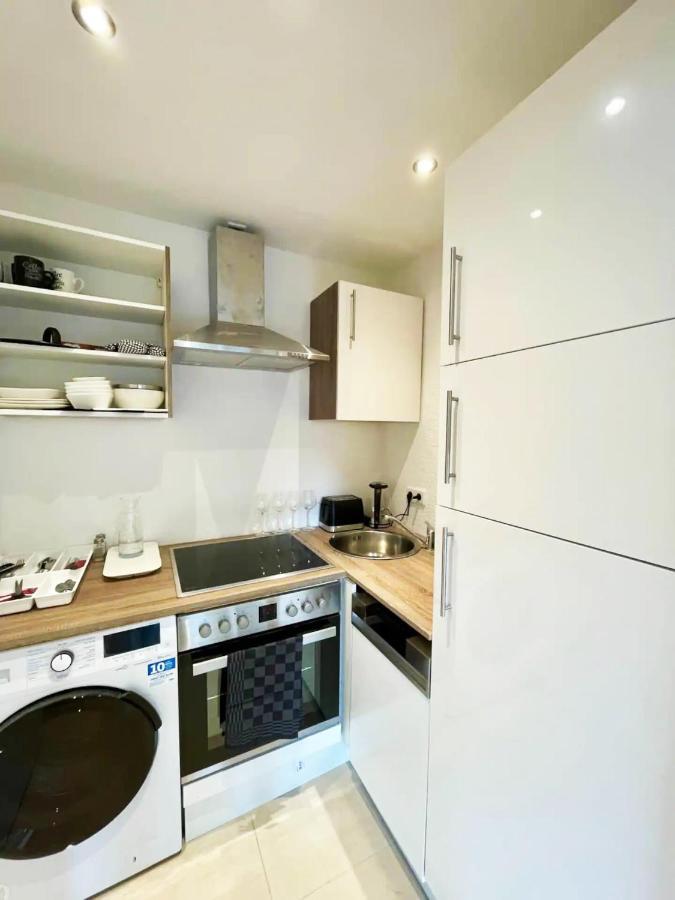 Cozy Apartment With Kitchen + Balcony New! Essen Exterior photo